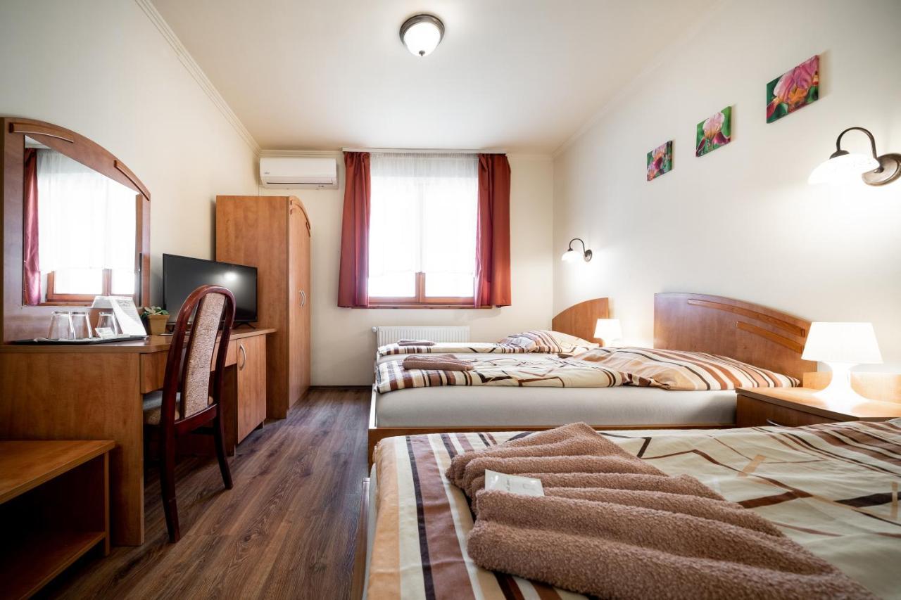 Szenti Bed and breakfast
